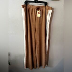NWT Entro Wide Leg Ribbed Lounge Pants Tan and White Women 2XL